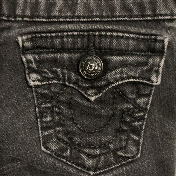True Religion Slim Fit Black Jeans. Size 4 - Picture 9 of 9